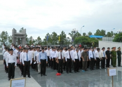 Tổ chức trang trọng lễ viếng Nghĩa trang liệt sỹ Quốc gia Trường Sơn, Đường 9 và Thành Cổ Quảng Trị
